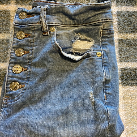 EUC Express distressed button up skinny jeans - Picture 2 of 7